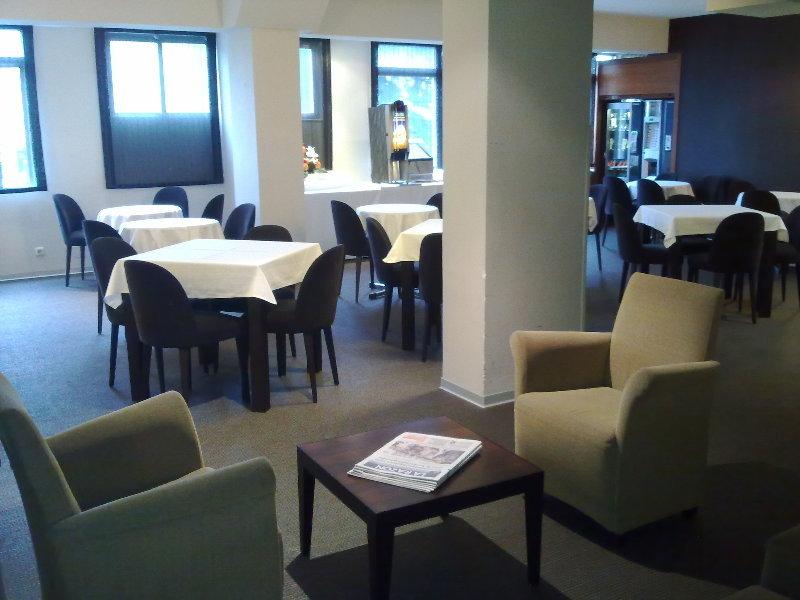 Hotel Universal Santiago de Compostela Restaurante foto
